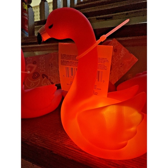 Lot Of 19- Pink Lighted Light Up Flamingo. 4" X 4"-Brand New - Picture 8 of 11